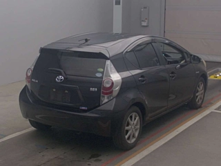 TOYOTA AQUA 2012