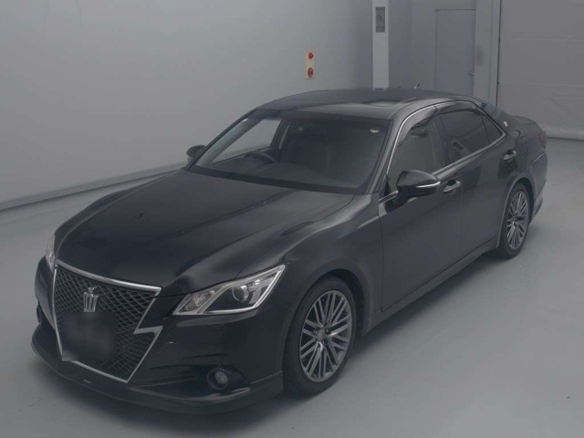 TOYOTA CROWN 2013