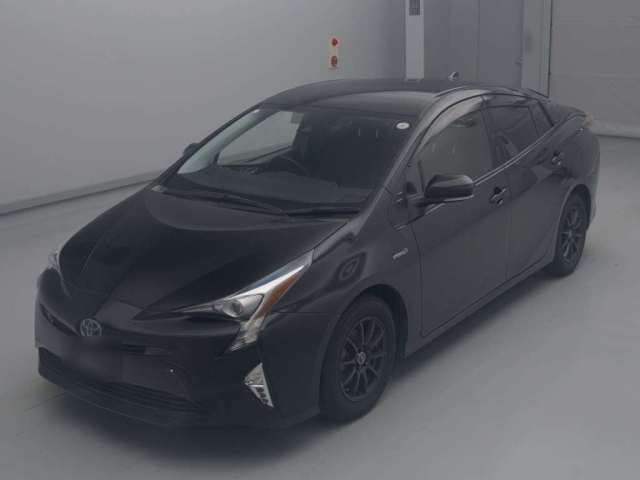 TOYOTA PRIUS 2018