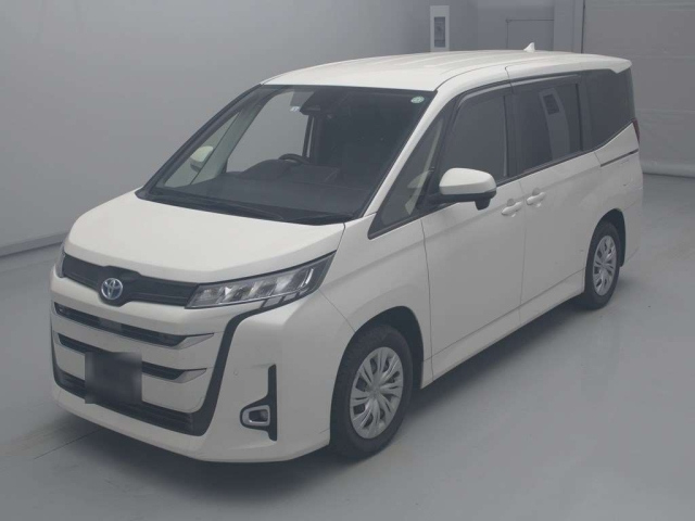 TOYOTA NOAH 2022