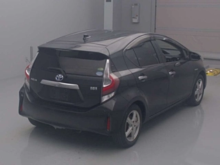 TOYOTA AQUA 2019