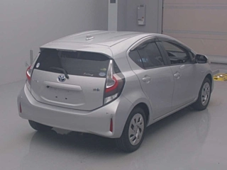 TOYOTA AQUA 2020