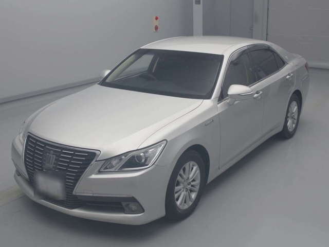 TOYOTA CROWN 2013