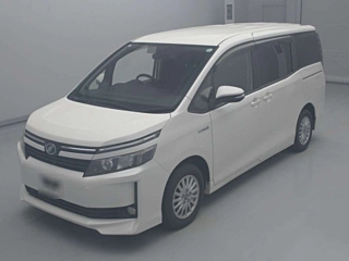 TOYOTA VOXY 2015