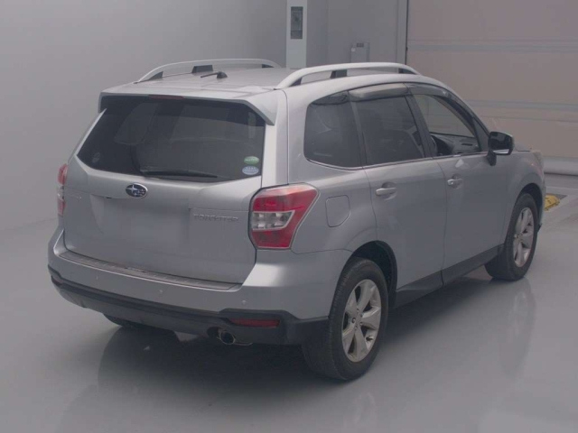 SUBARU FORESTER 2012