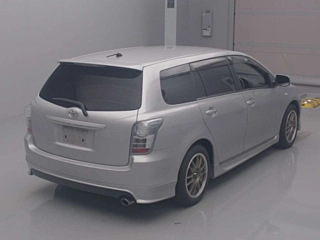 TOYOTA COROLLA FIELDER 2010