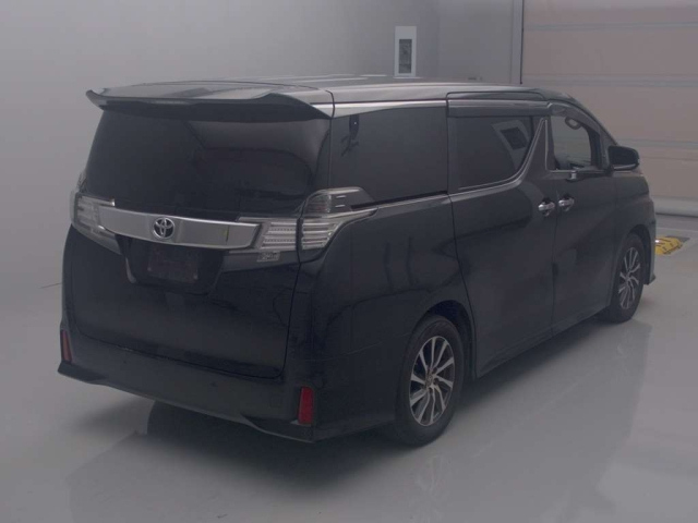 TOYOTA VELLFIRE 2015