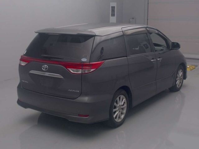 TOYOTA ESTIMA 2011