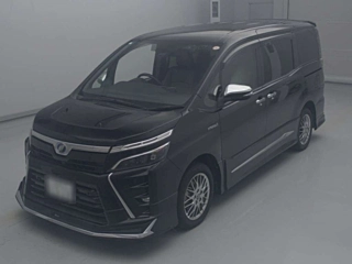TOYOTA VOXY 2020