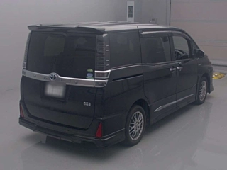 TOYOTA VOXY 2020