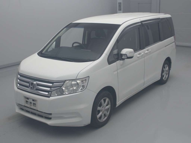HONDA STEP WAGON 2013