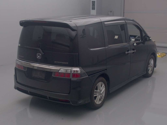 HONDA STEP WAGON 2009