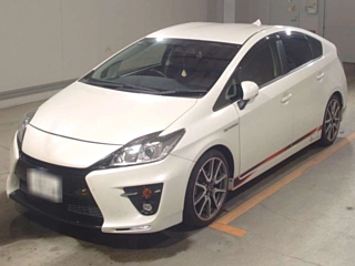 TOYOTA PRIUS 2013
