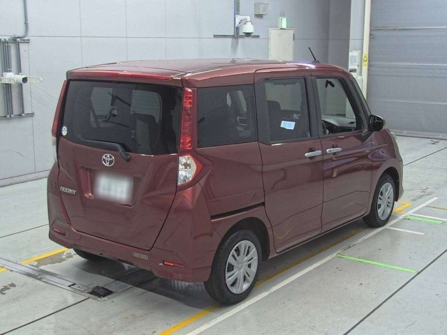 TOYOTA ROOMY 2022
