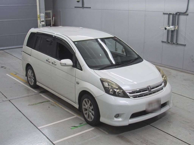 TOYOTA ISIS 2010