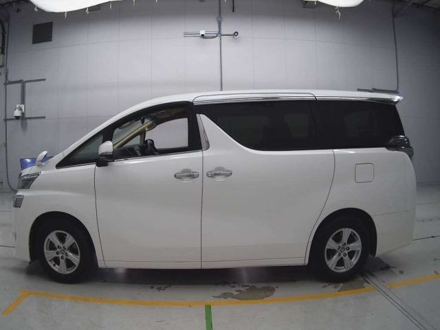 TOYOTA VELLFIRE 2019