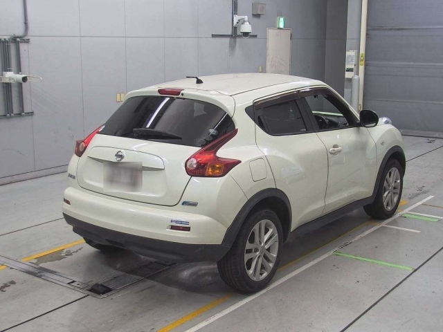 NISSAN JUKE 2010
