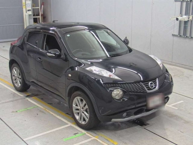 NISSAN JUKE 2010