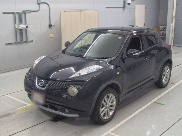NISSAN JUKE 2010