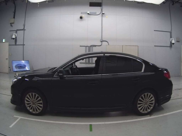 SUBARU LEGACY B4 2009
