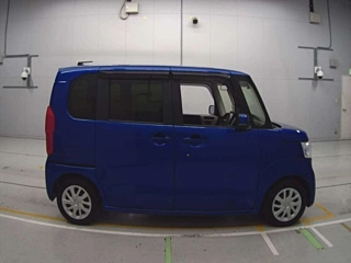 HONDA N BOX 2017