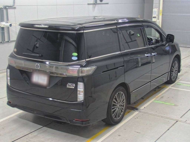 NISSAN ELGRAND 2016