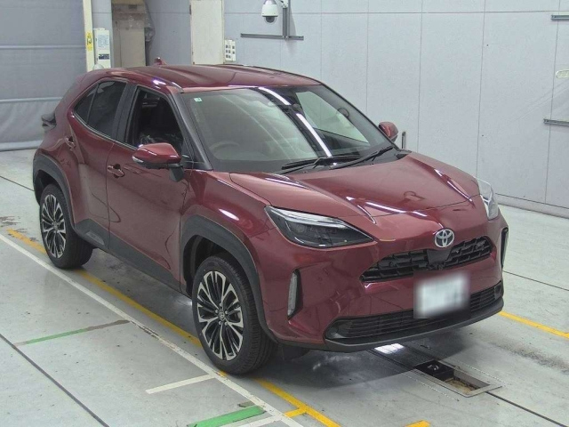 TOYOTA YARIS CROSS 2025