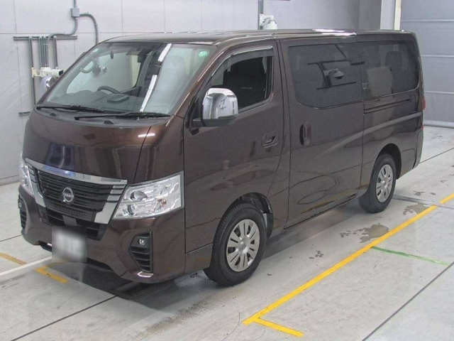NISSAN CARAVAN 2021