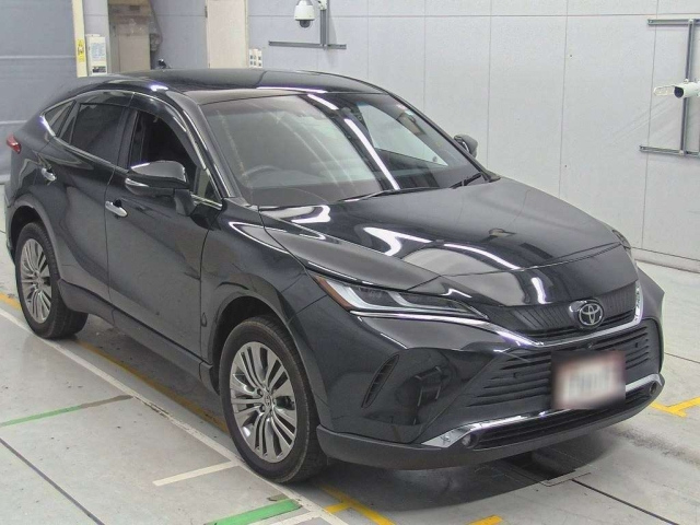 TOYOTA HARRIER 2022