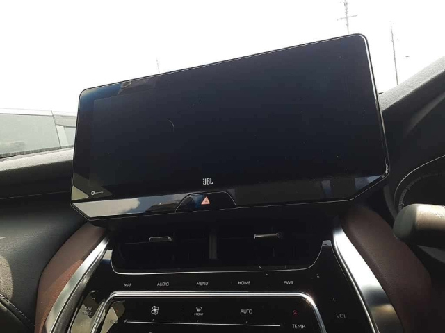 TOYOTA HARRIER 2022