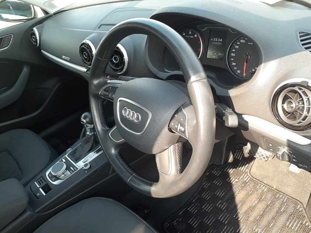 AUDI A3 2016