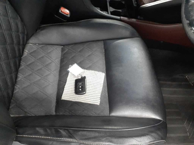 TOYOTA HARRIER 2014