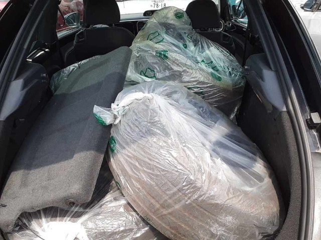 VOLKSWAGEN THE BEETLE 2014