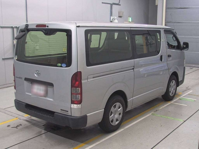 TOYOTA REGIUS ACE VAN 2018
