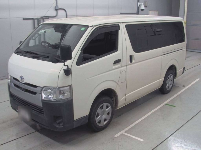 TOYOTA REGIUS ACE VAN 2018