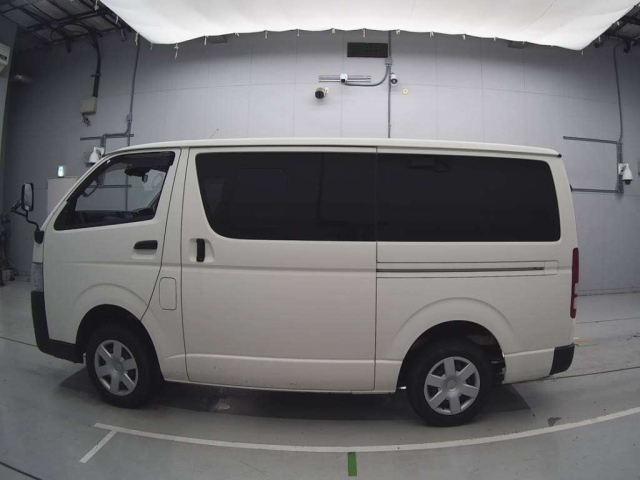 TOYOTA REGIUS ACE VAN 2018