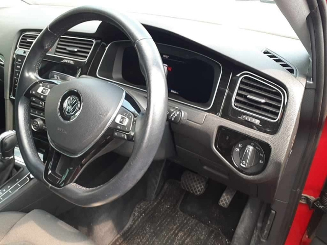 VOLKSWAGEN GOLF VARIANT 2019