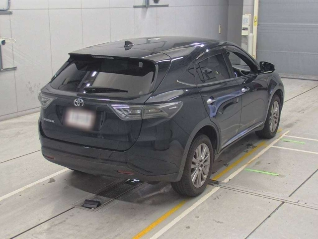 TOYOTA HARRIER 2014