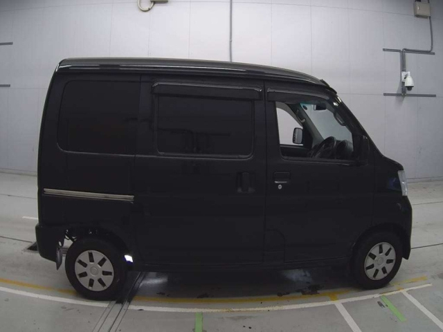 DAIHATSU HIJET VAN 2014
