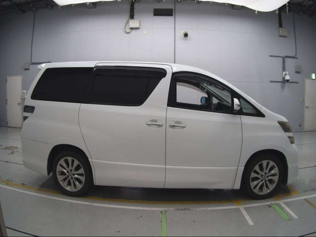 TOYOTA VELLFIRE 2008