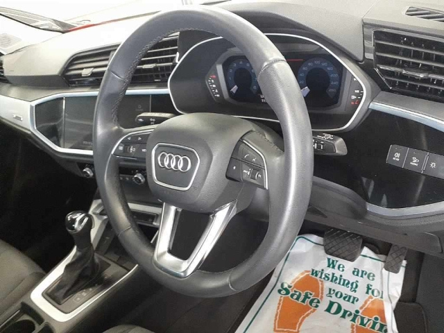 AUDI Q3 2023