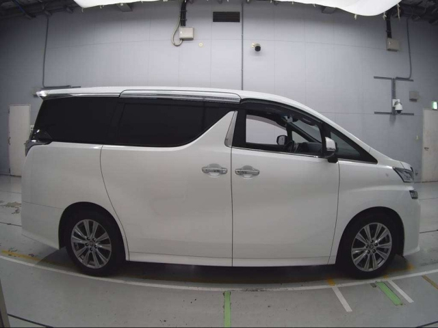 TOYOTA VELLFIRE 2017