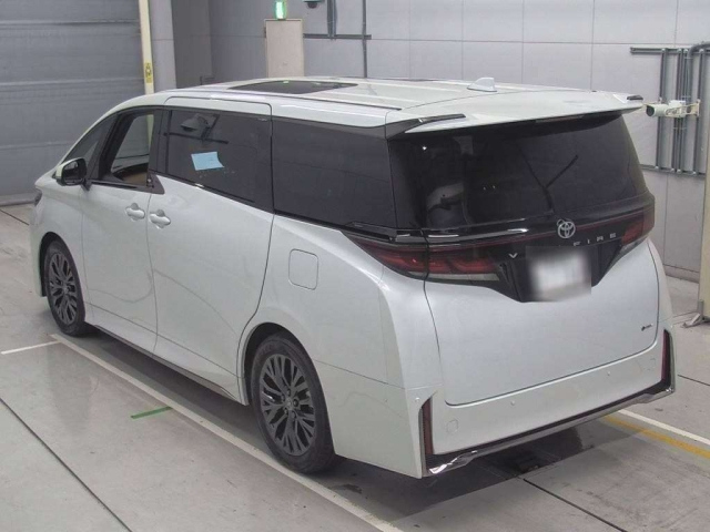 TOYOTA VELLFIRE 2024
