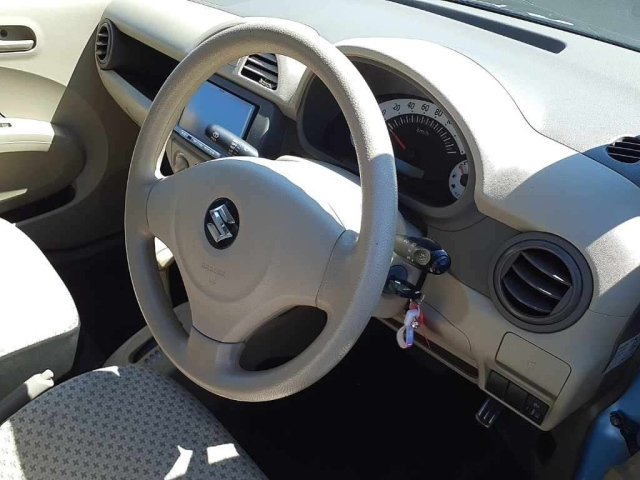 SUZUKI ALTO 2010