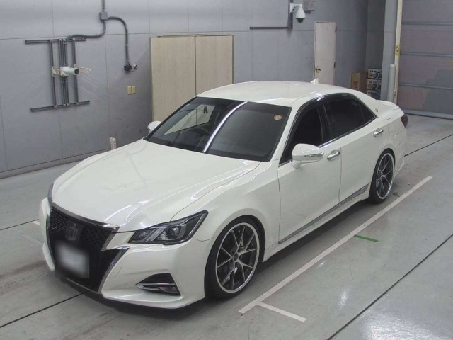 TOYOTA CROWN 2016