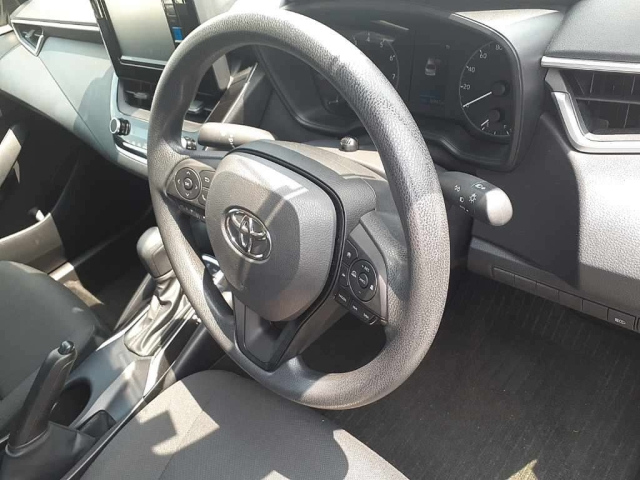 TOYOTA COROLLA 2023