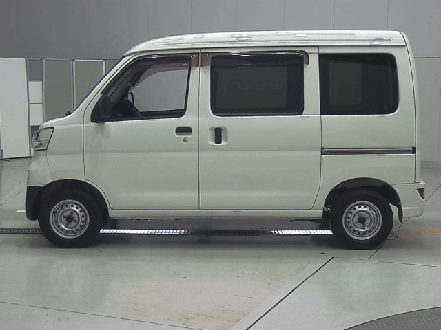 DAIHATSU HIJET VAN 2020