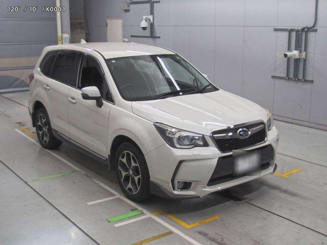 SUBARU FORESTER 2015