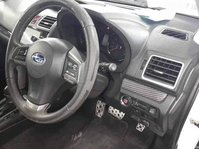 SUBARU FORESTER 2015