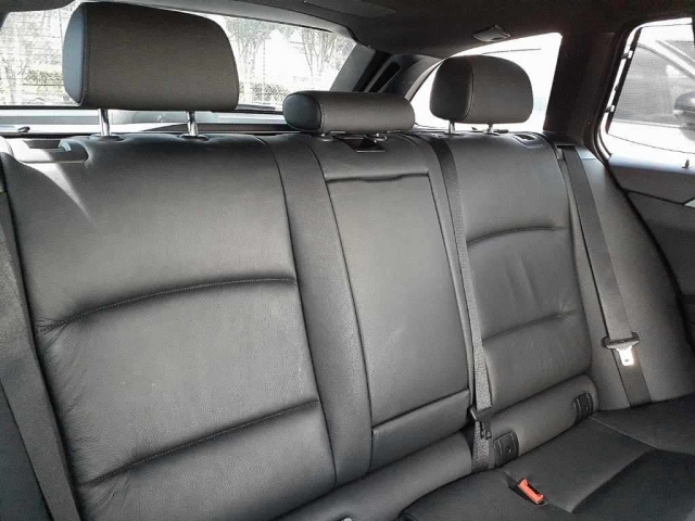 BMW 5 SERIES 2010
